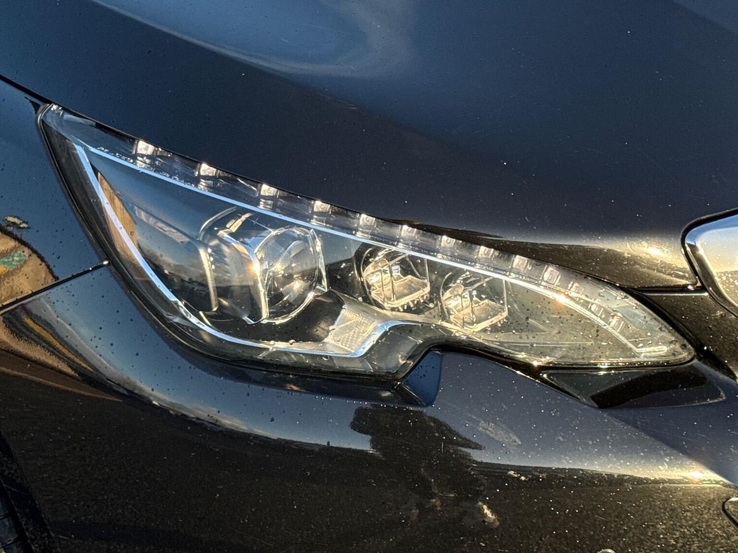 Used Peugeot 308 2018 for sale - 76637776: Photo 32