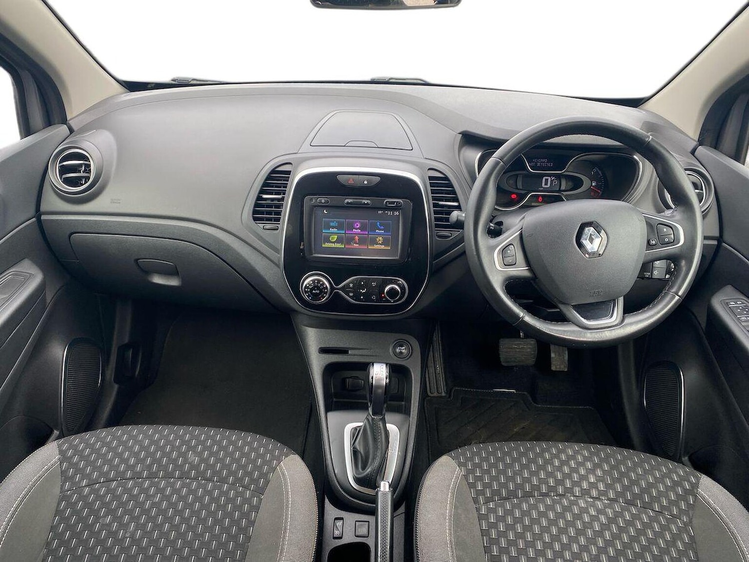 Used Renault Captur 2017 for sale - 78193635: Photo 10