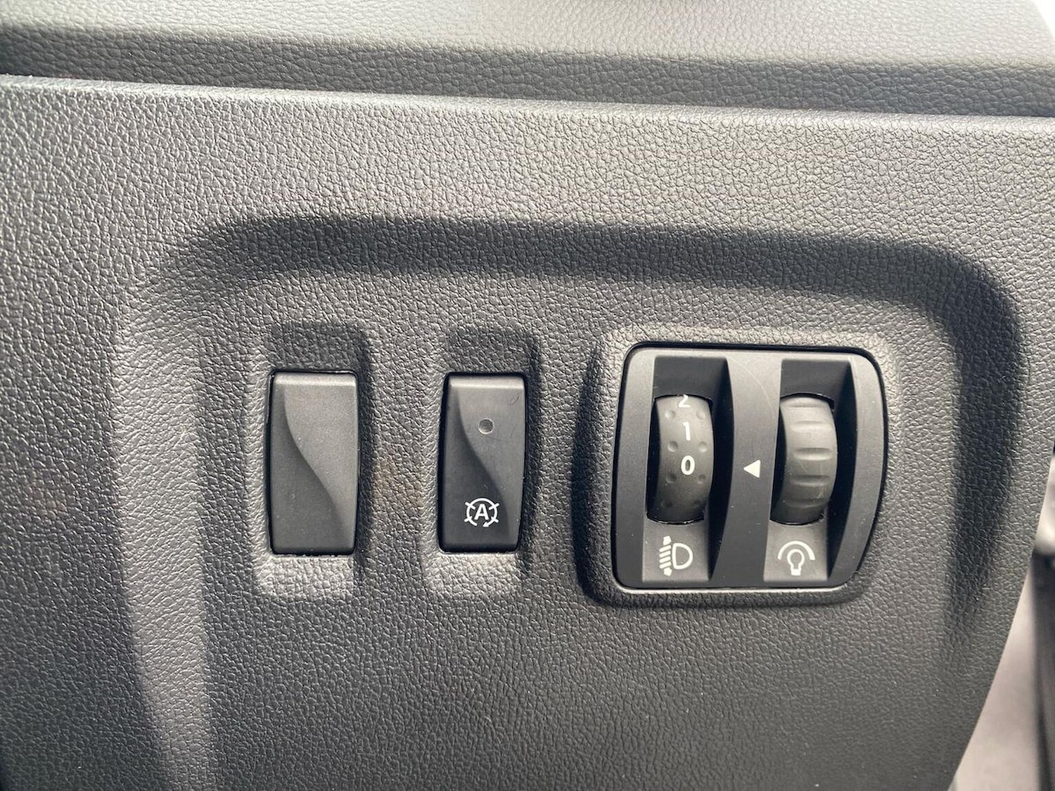 Used Renault Captur 2017 for sale - 78193635: Photo 27