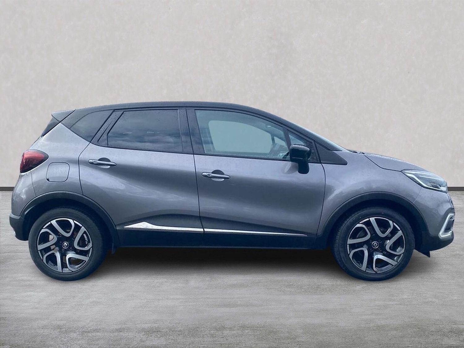 Used Renault Captur 2017 for sale - 78193635: Photo 5