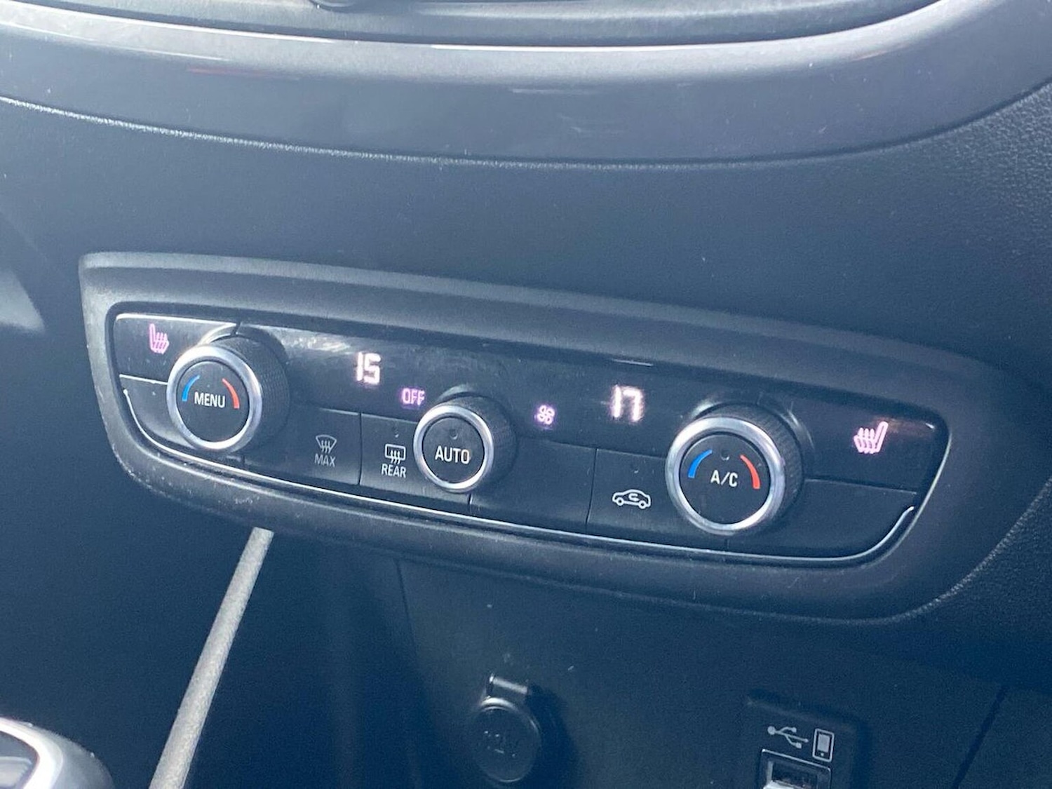 Used Vauxhall Crossland 2022 for sale - 76436532: Photo 12