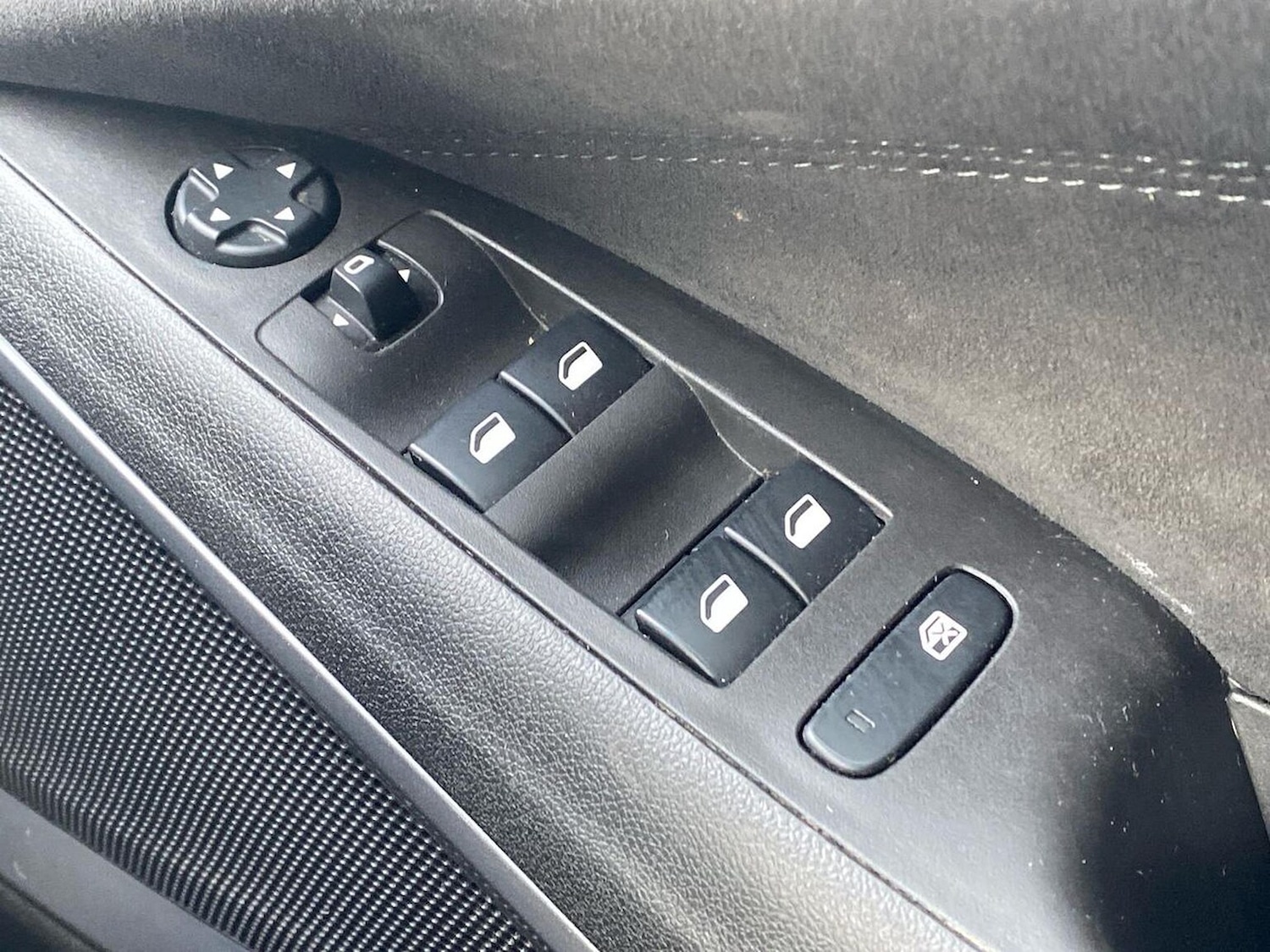 Used Vauxhall Crossland 2022 for sale - 76436532: Photo 21