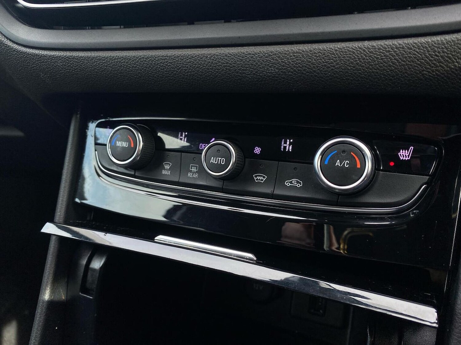 Used Vauxhall Grandland 2022 for sale - 78198119: Photo 14