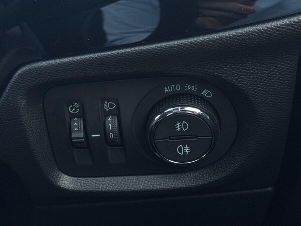 Used Vauxhall Corsa 2023 for sale - 76263301: Photo 22