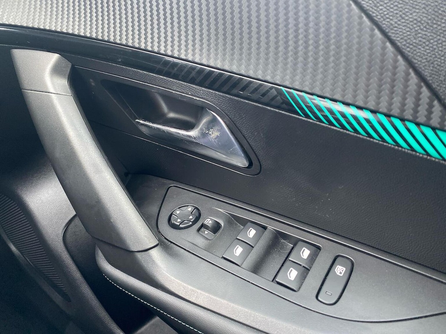 Used Peugeot 2008 2022 for sale - 76807522: Photo 21