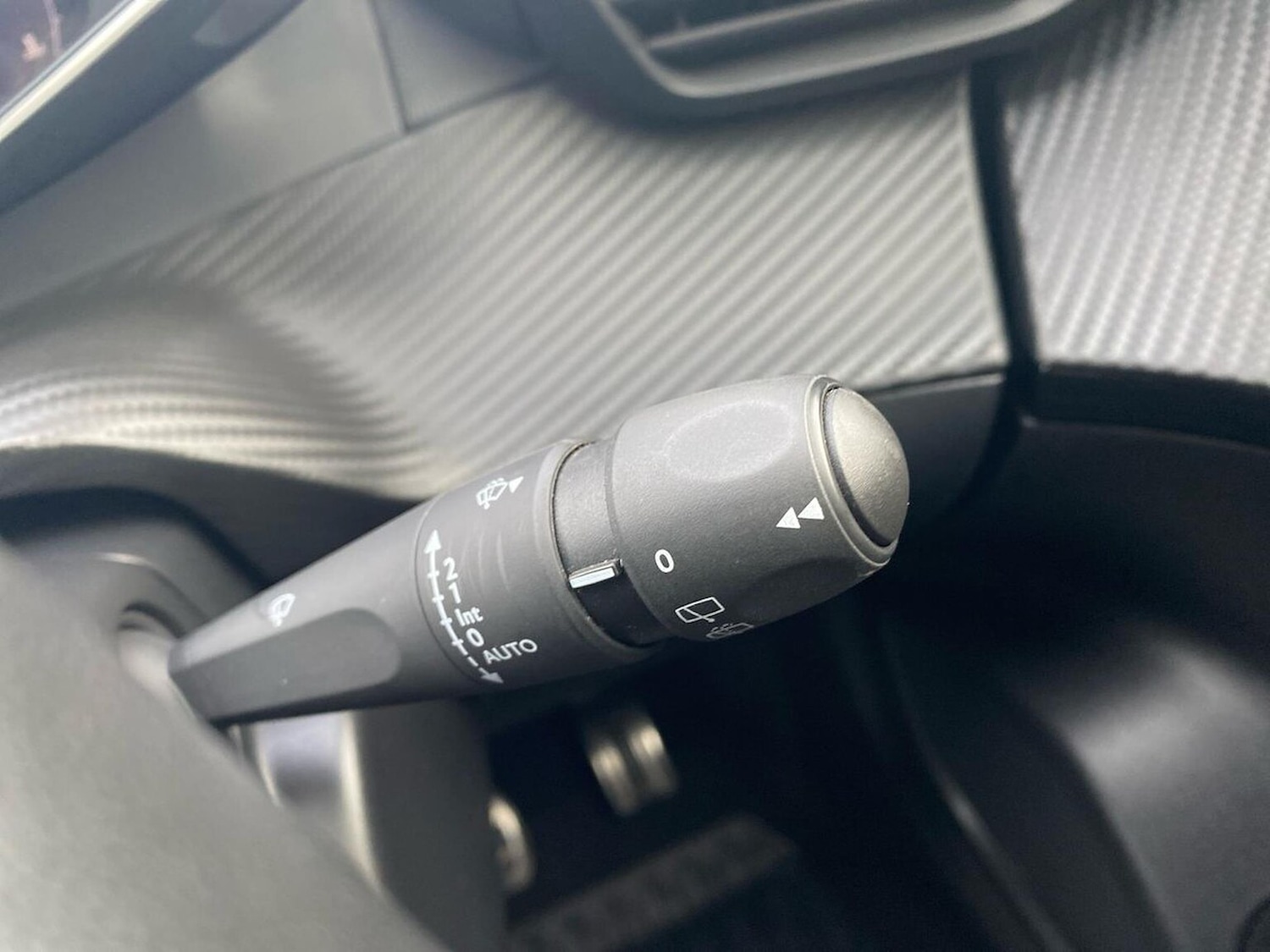 Used Peugeot 2008 2022 for sale - 76807522: Photo 28