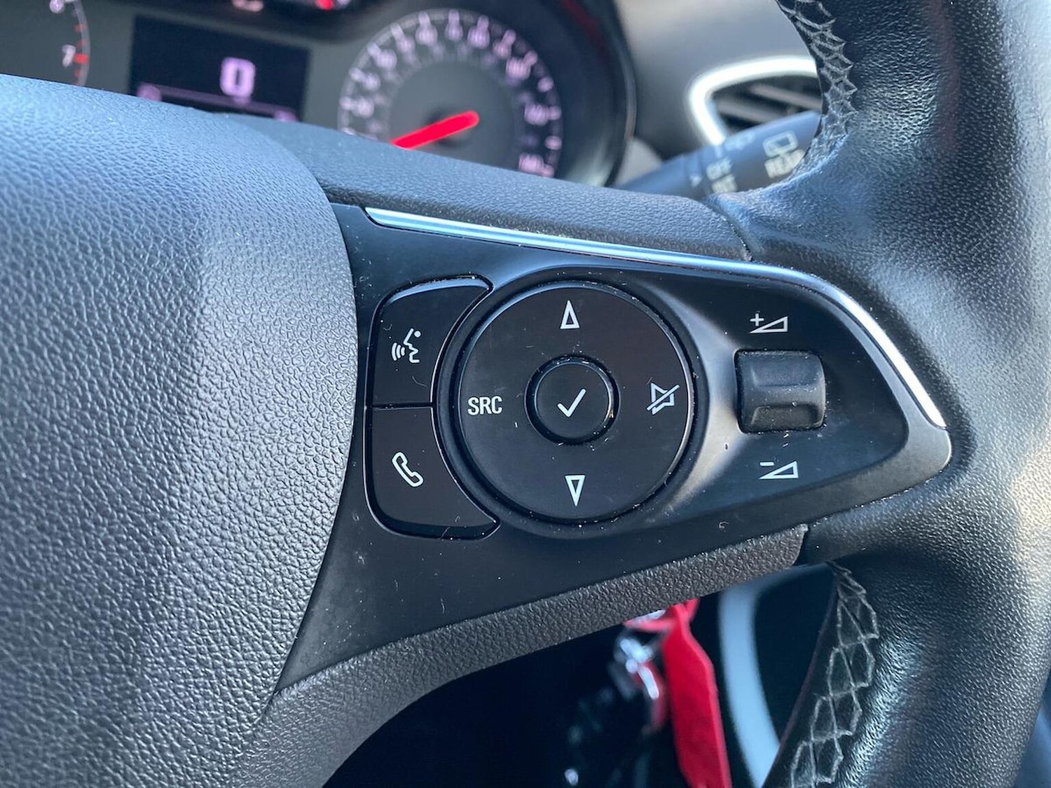 Used Vauxhall Crossland 2021 for sale - 76904980: Photo 26