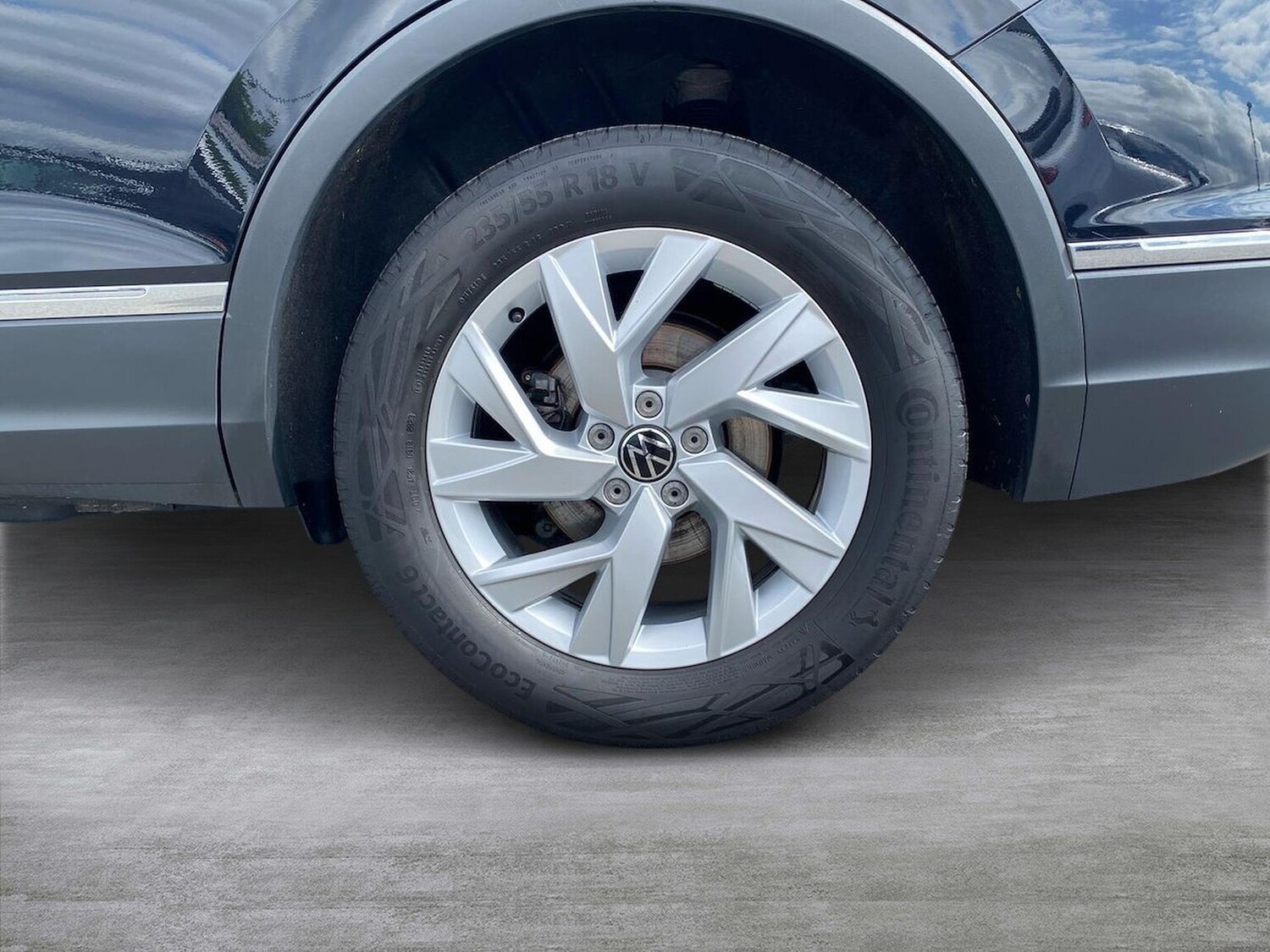 Used Volkswagen Tiguan Allspace 2024 for sale - 76600124: Photo 6