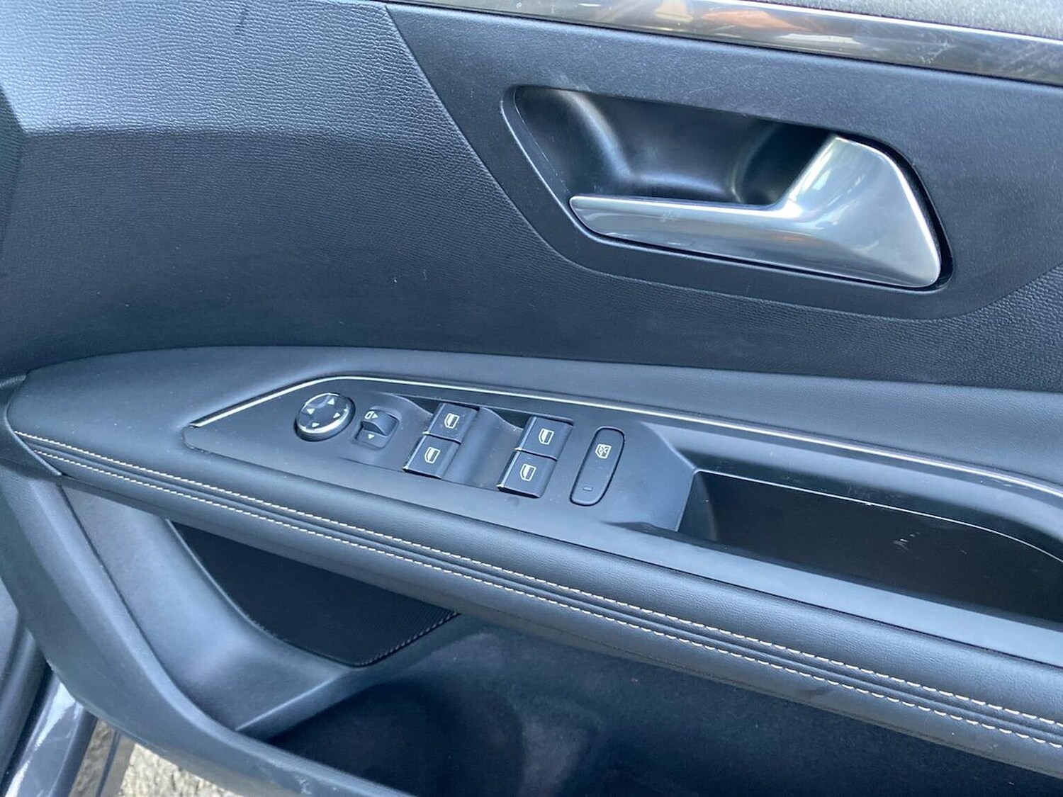 Used Peugeot 3008 2022 for sale - 77528870: Photo 21