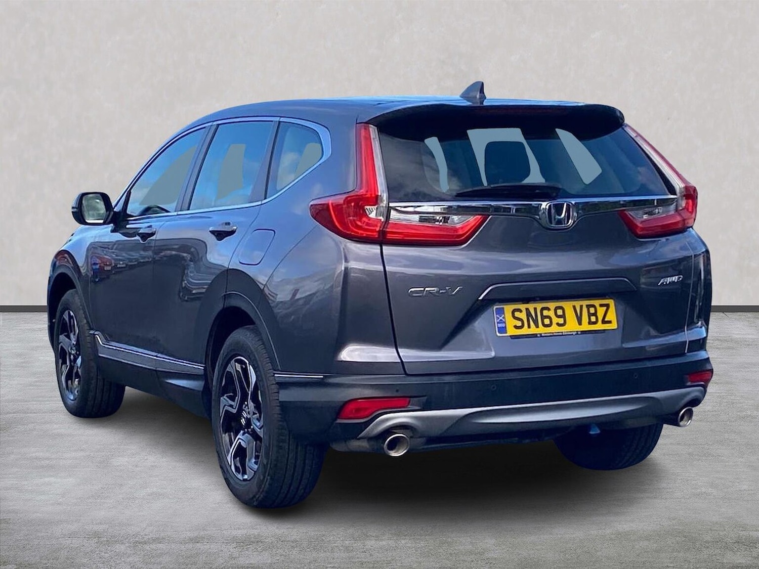 Used Honda CR-V 2019 for sale - 76374332: Photo 2