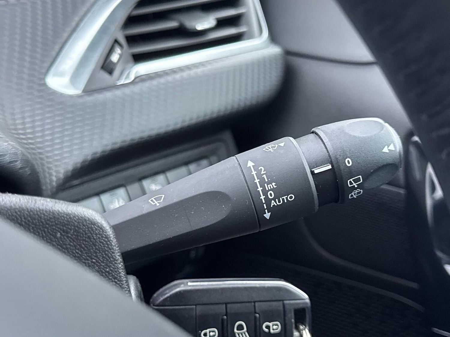 Used Peugeot 208 2019 for sale - 77056779: Photo 27