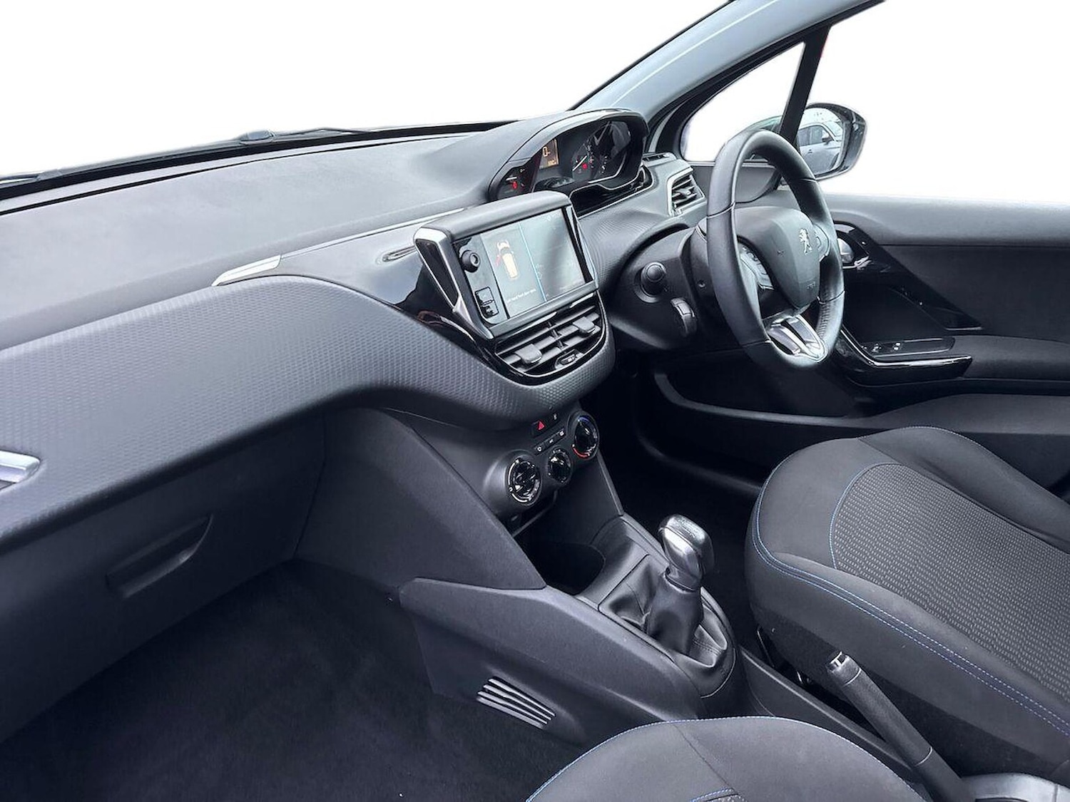 Used Peugeot 208 2019 for sale - 77056779: Photo 7