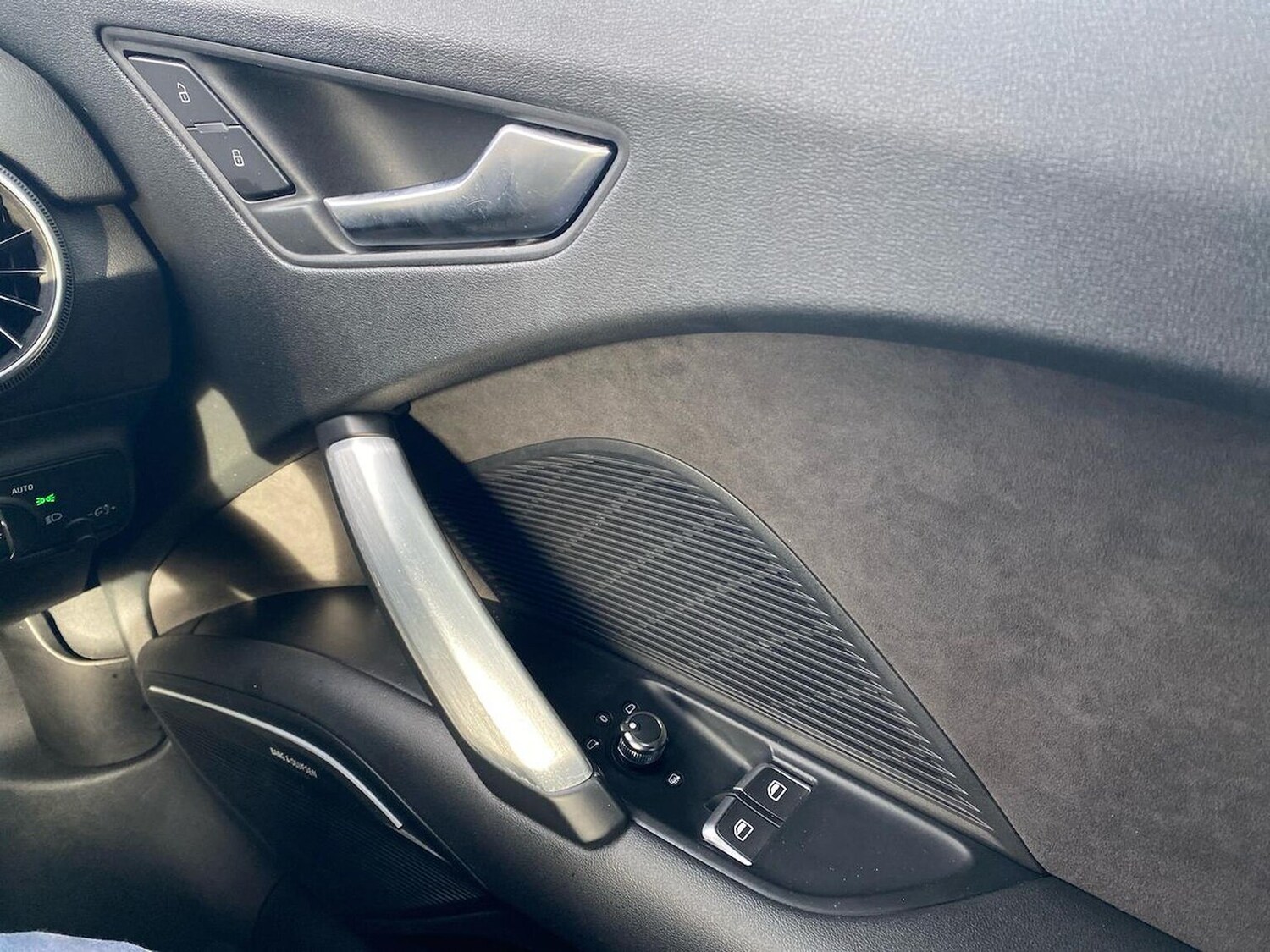 Used Audi TT 2017 for sale - 76570976: Photo 21