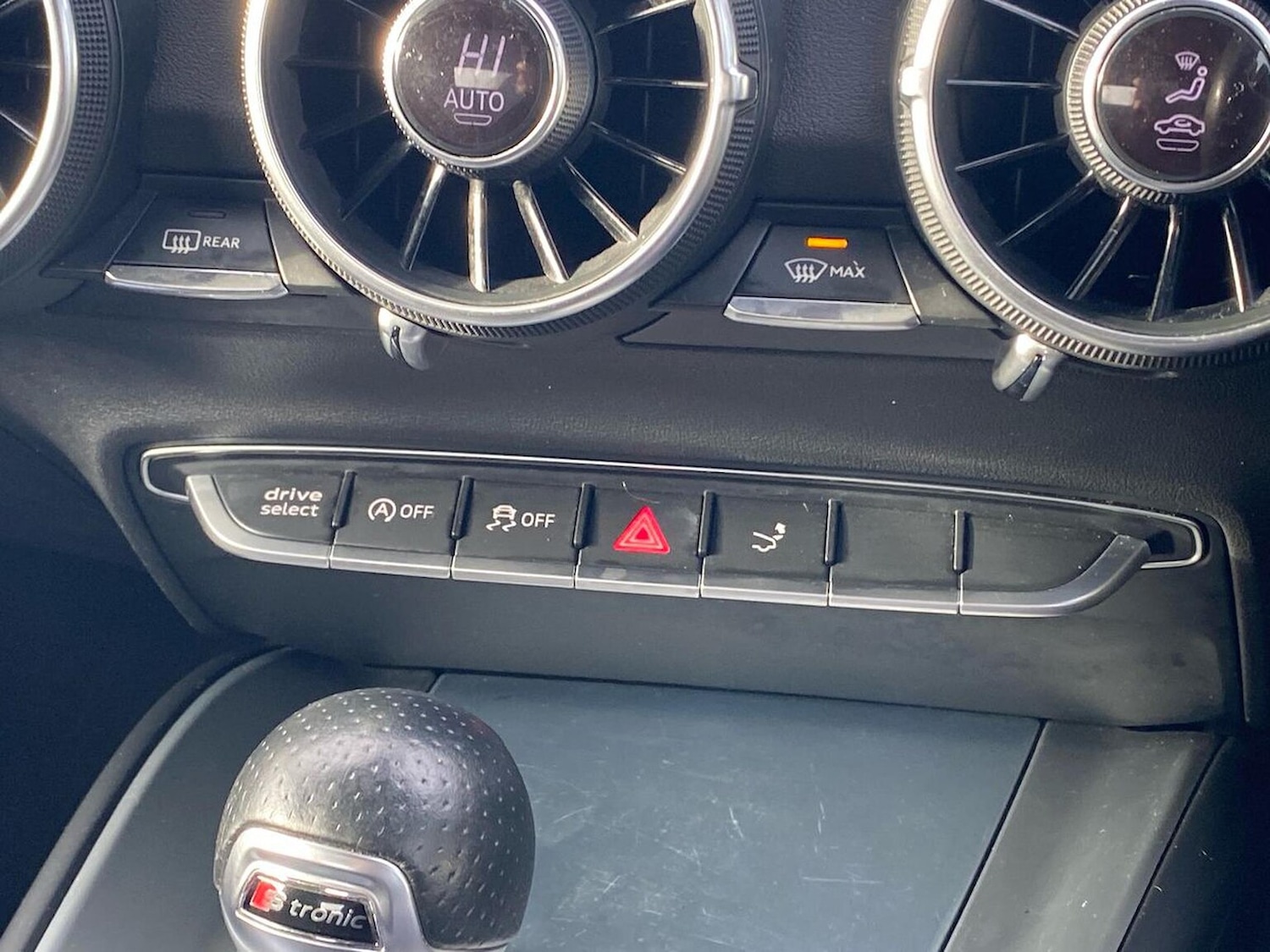 Used Audi TT 2017 for sale - 76570976: Photo 22