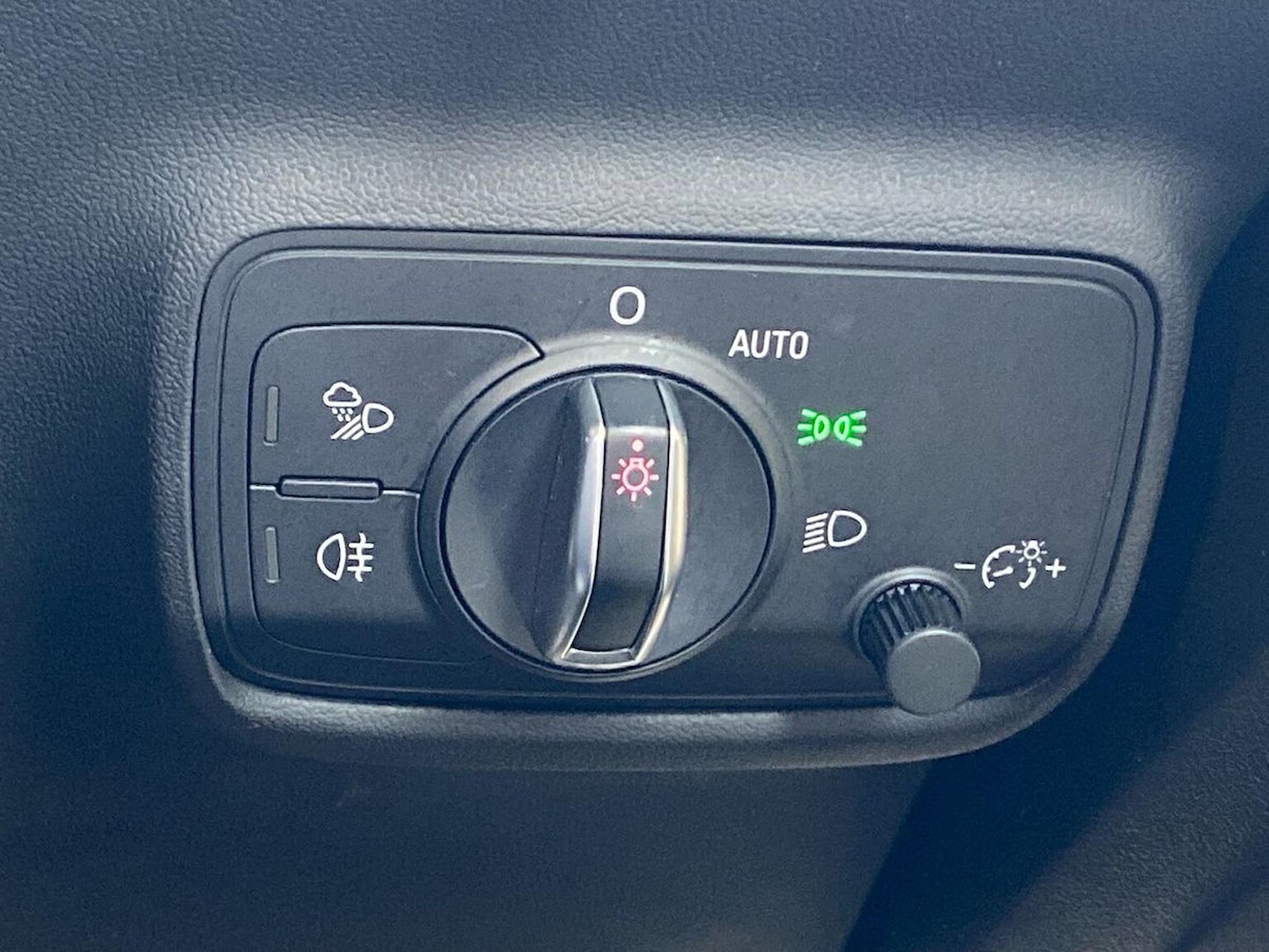 Used Audi TT 2017 for sale - 76570976: Photo 24