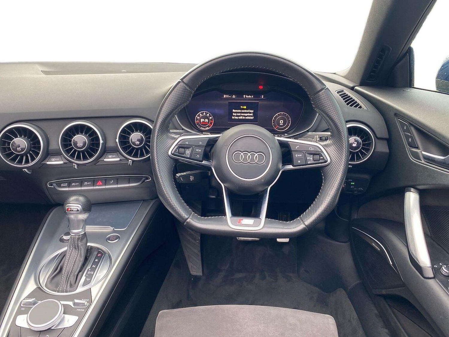 Used Audi TT 2017 for sale - 76570976: Photo 9
