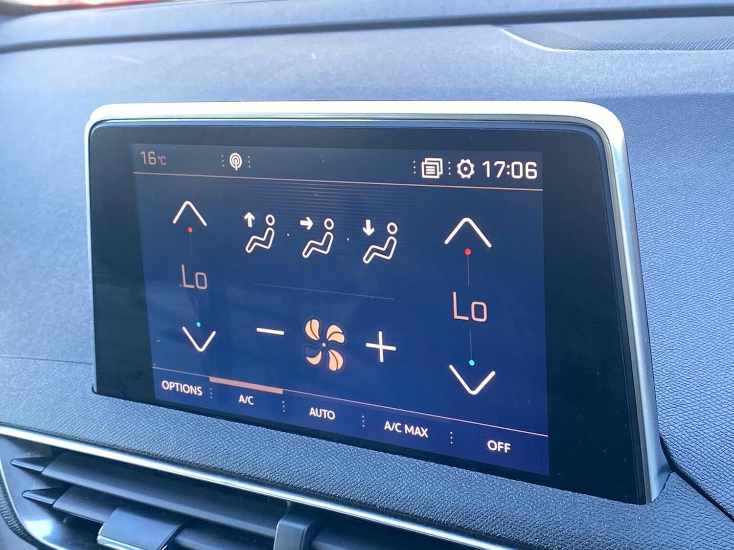 Used Peugeot 5008 2020 for sale - 78193641: Photo 27