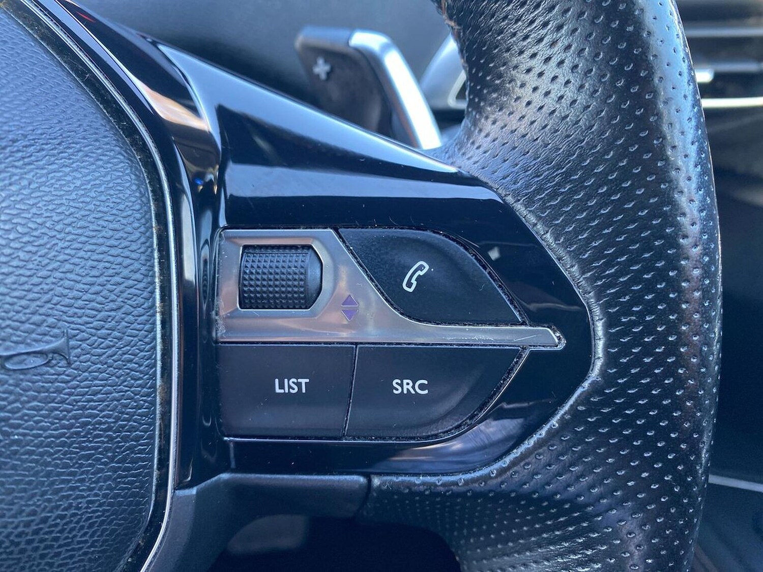 Used Peugeot 5008 2020 for sale - 78193641: Photo 28