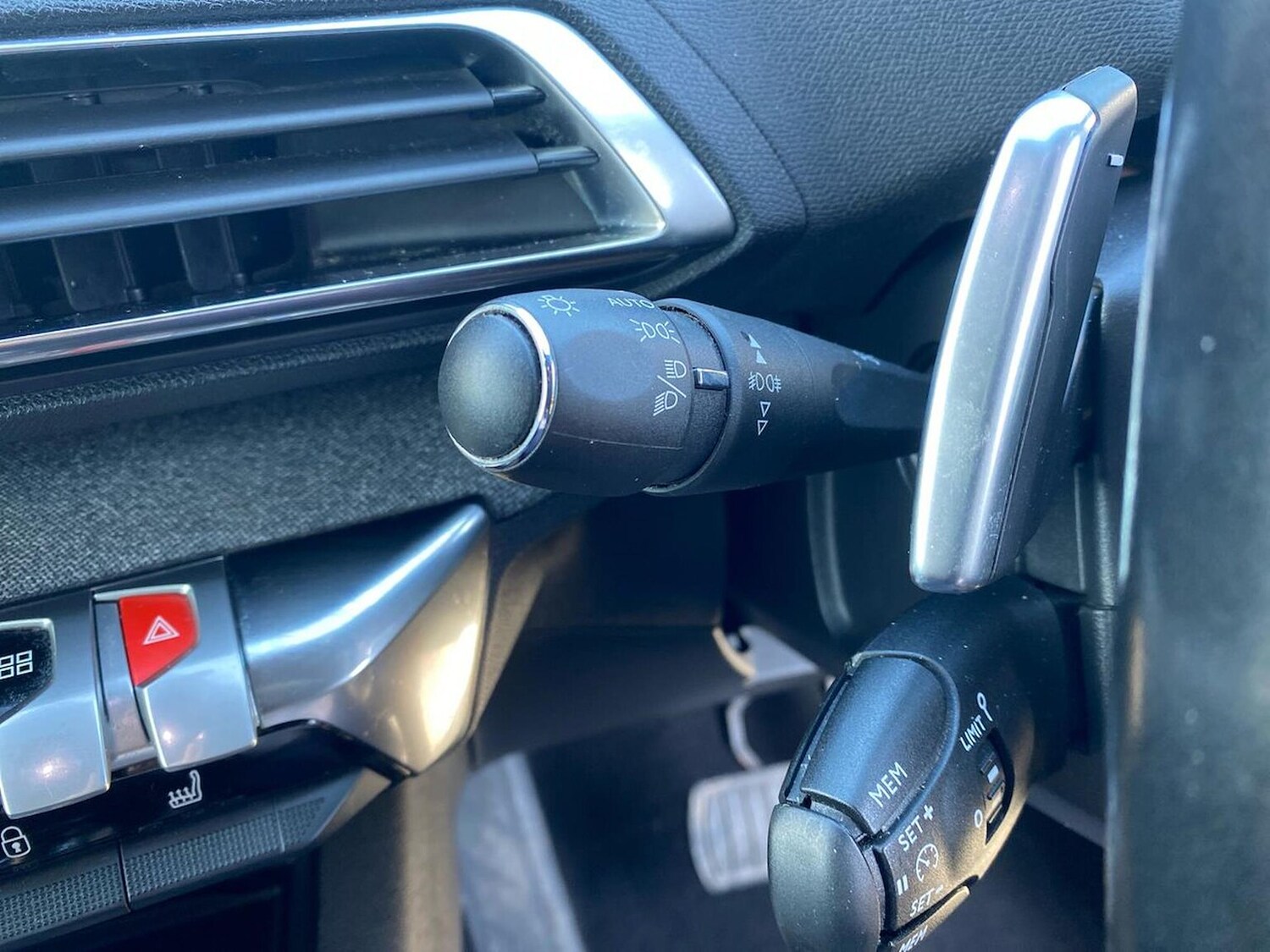 Used Peugeot 5008 2020 for sale - 78193641: Photo 31