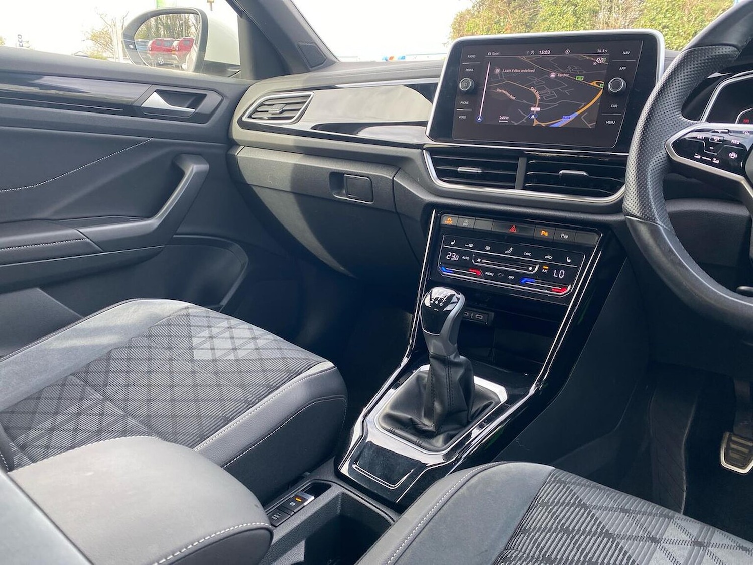 Used Volkswagen T-Roc 2023 for sale - 78193657: Photo 15