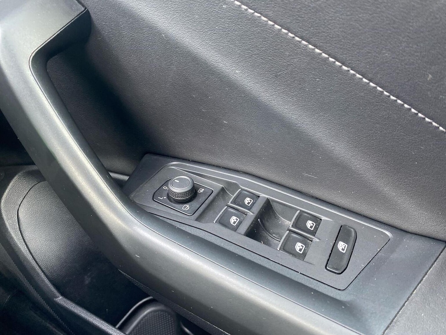 Used Volkswagen T-Roc 2023 for sale - 78193657: Photo 23