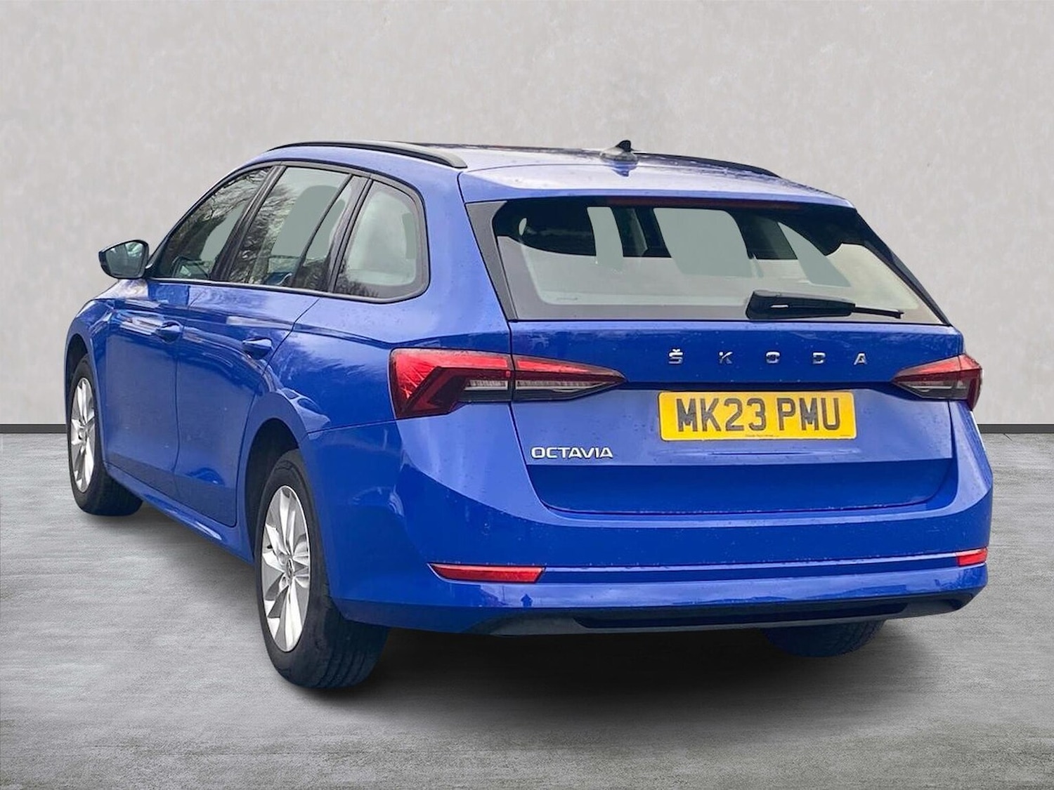 Used Skoda Octavia 2023 for sale - 77707405: Photo 2