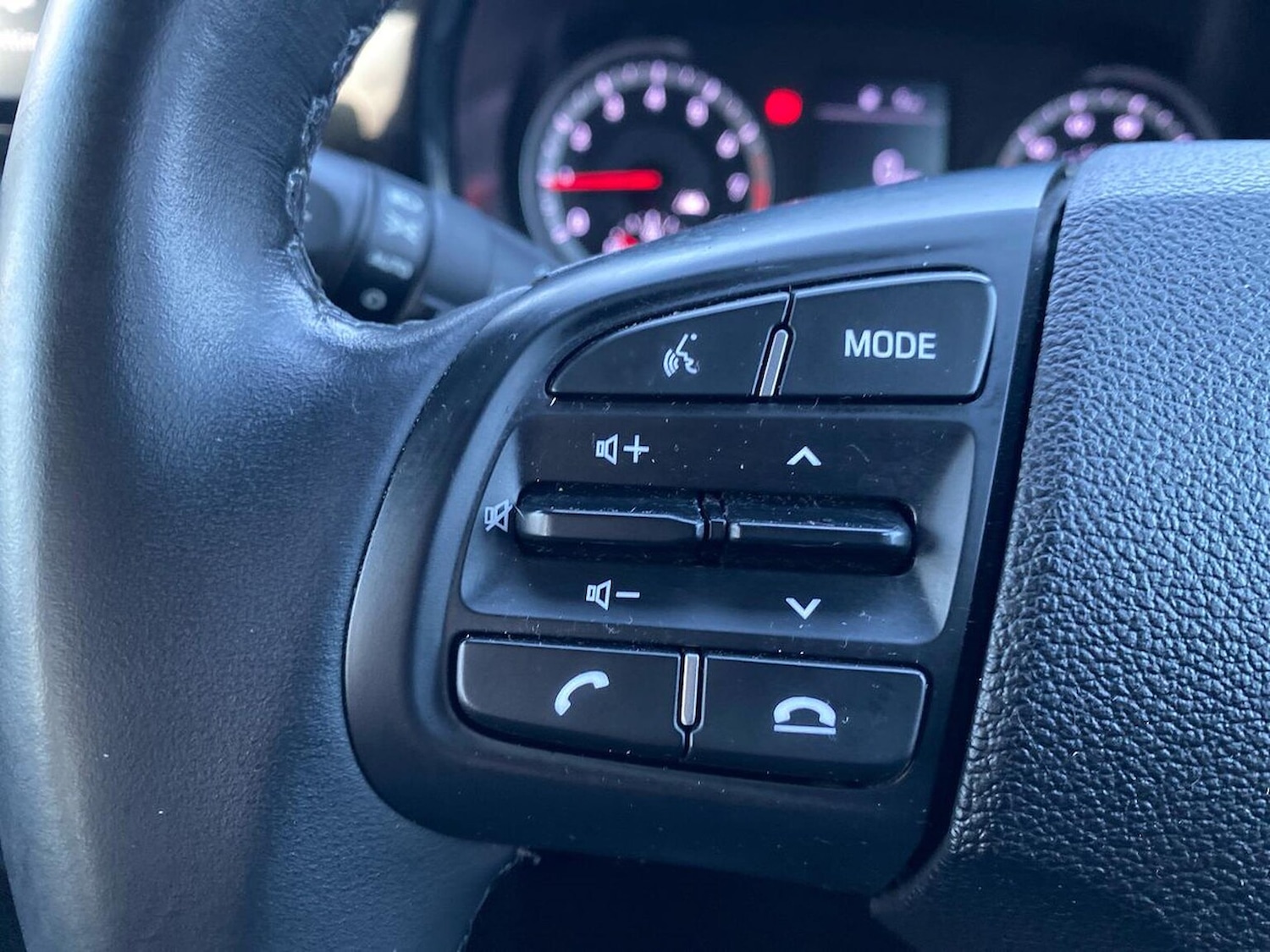 Used Hyundai i10 2022 for sale - 77707428: Photo 27