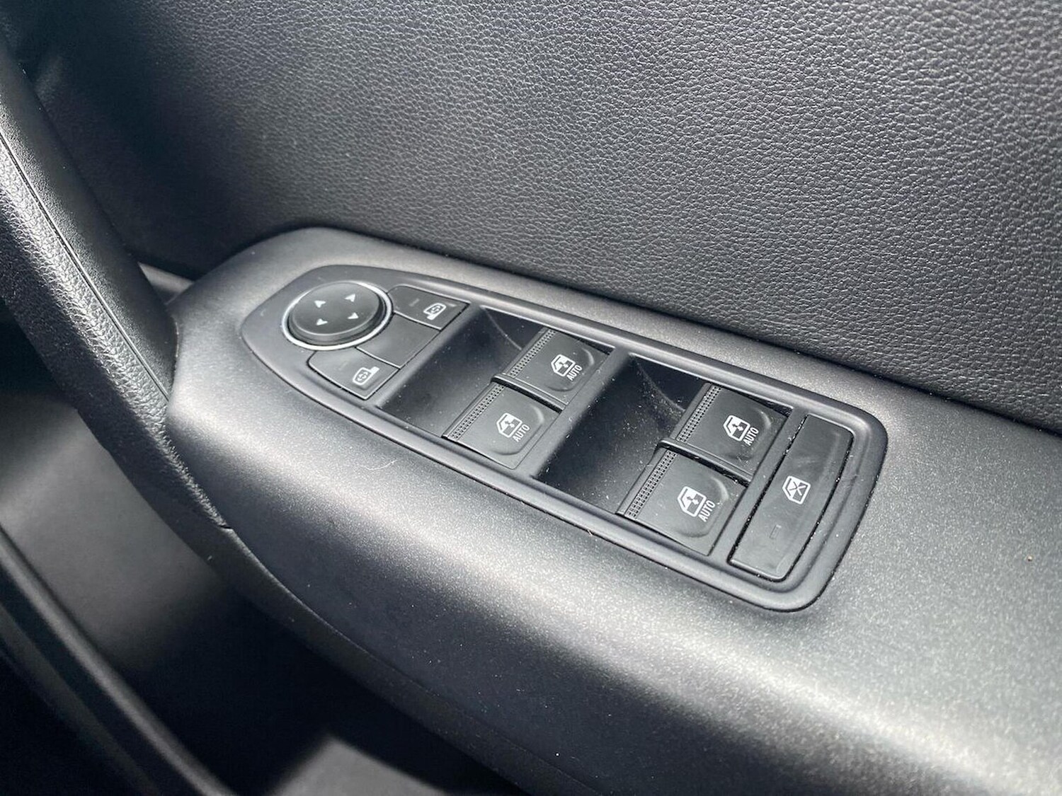 Used Renault Captur 2022 for sale - 76347006: Photo 21
