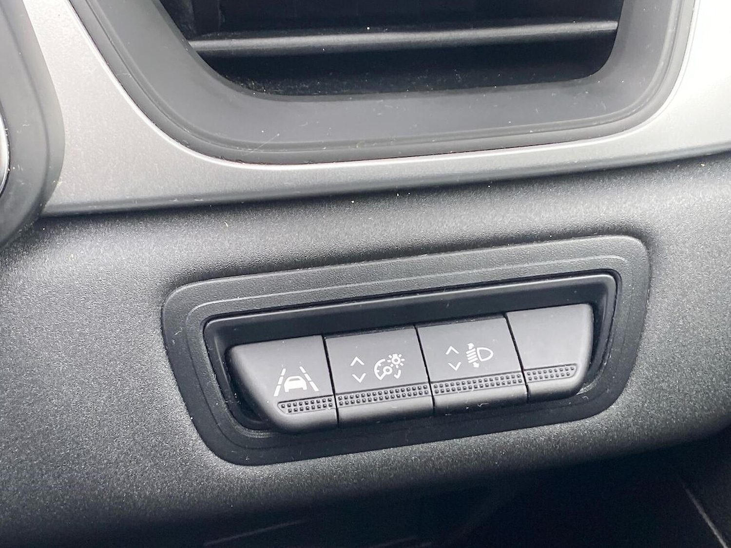 Used Renault Captur 2022 for sale - 76347006: Photo 25