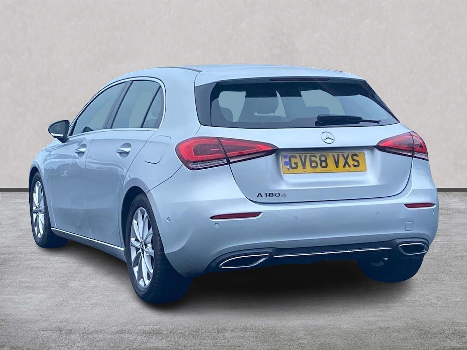 Used Mercedes-Benz A-Class 2019 for sale - 77056784: Photo 2