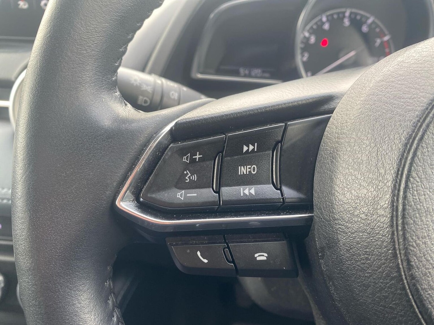 Used Mazda Mazda2 2022 for sale - 77707401: Photo 27