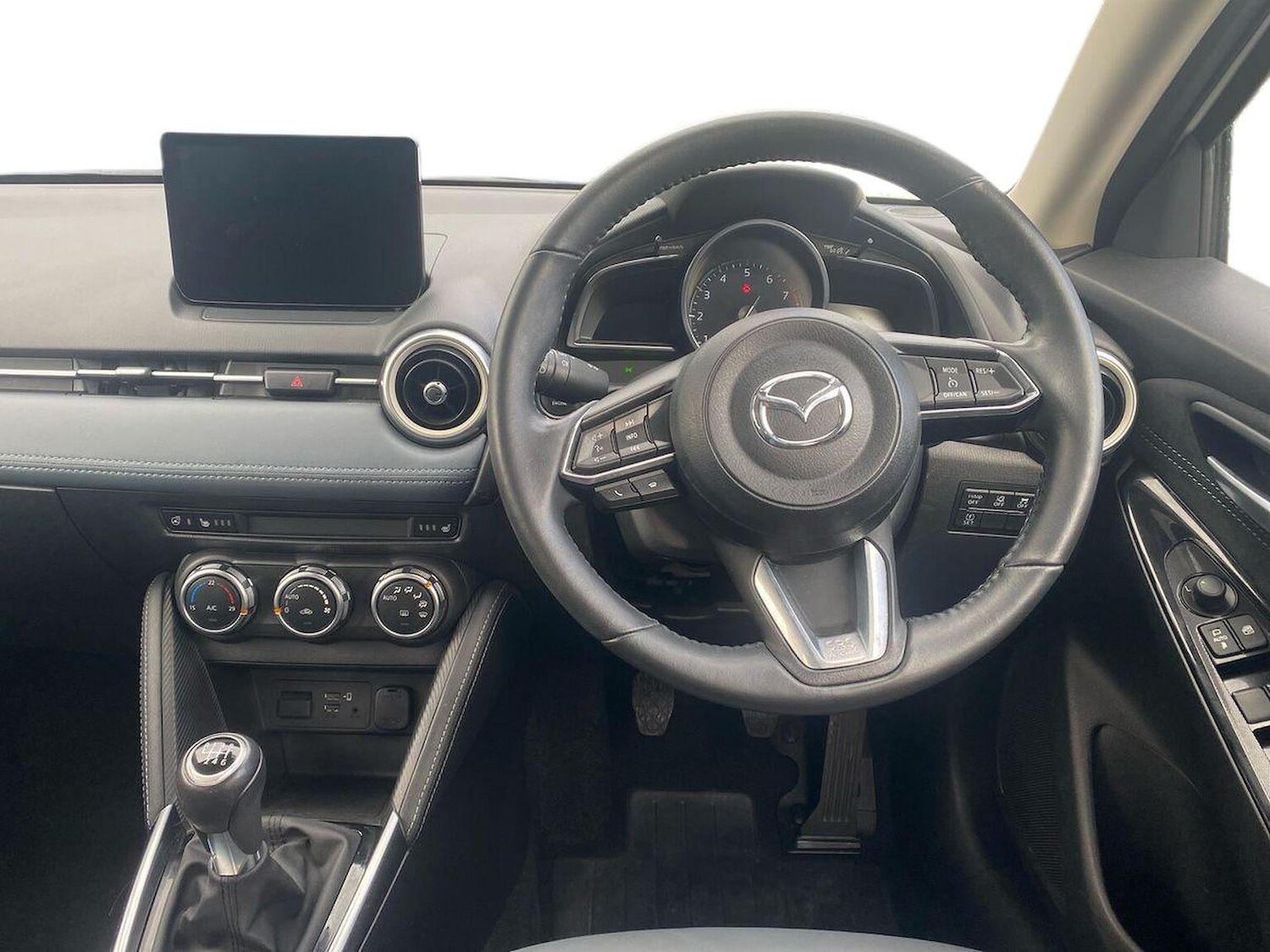 Used Mazda Mazda2 2022 for sale - 77707401: Photo 9