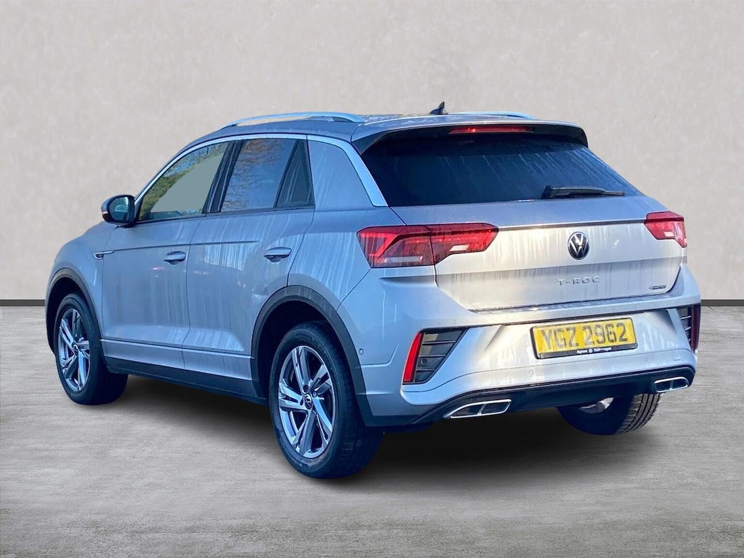 Used Volkswagen T-Roc 2022 for sale - 77635465: Photo 2