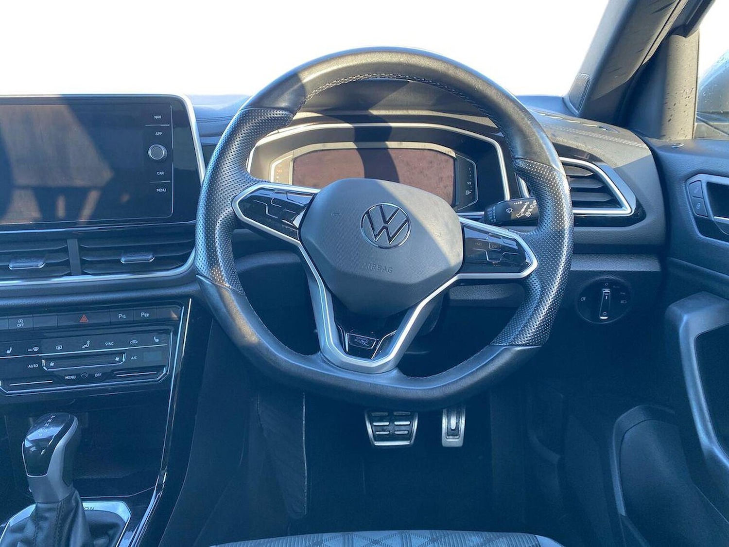 Used Volkswagen T-Roc 2022 for sale - 77635465: Photo 9