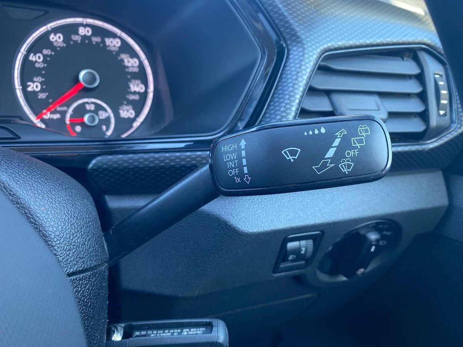 Used Volkswagen T-Cross 2022 for sale - 75957063: Photo 27