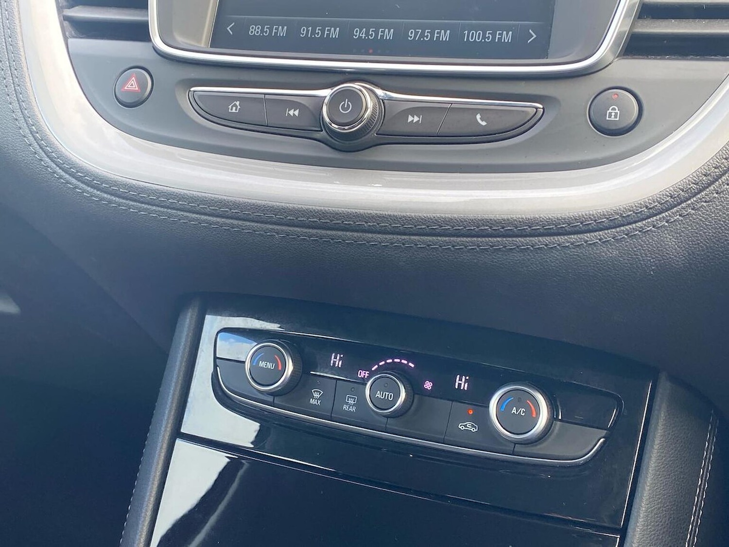 Used Vauxhall Grandland X 2018 for sale - 78193670: Photo 12