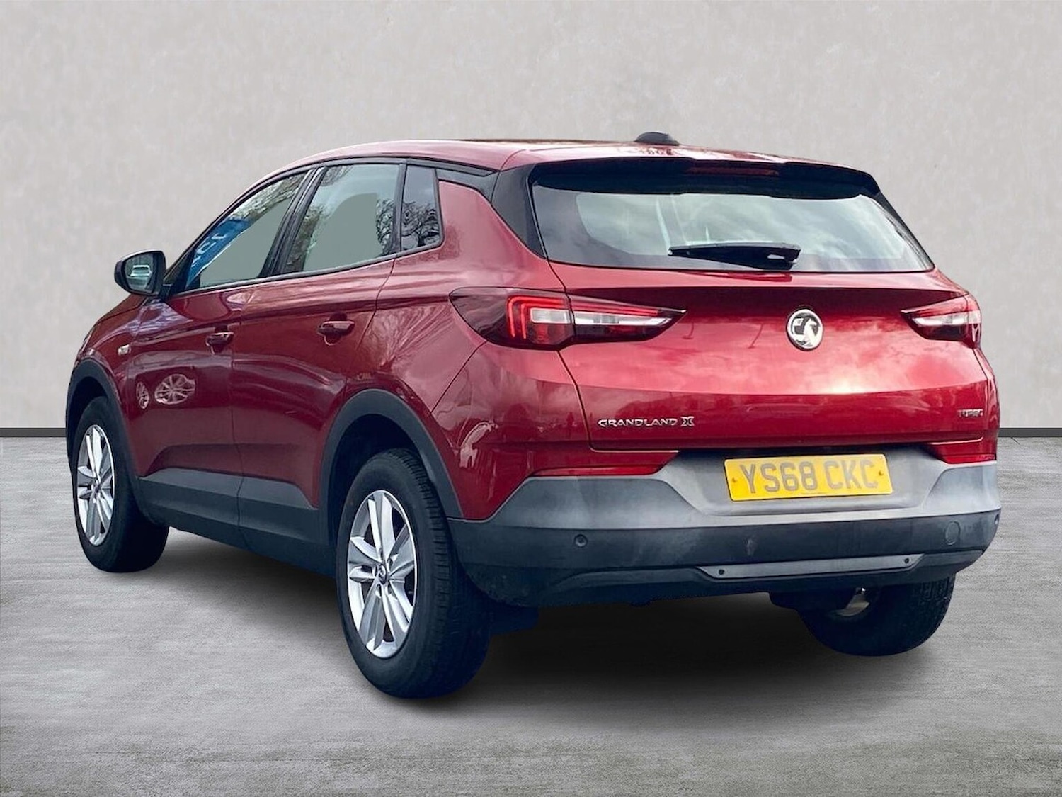 Used Vauxhall Grandland X 2018 for sale - 78193670: Photo 2