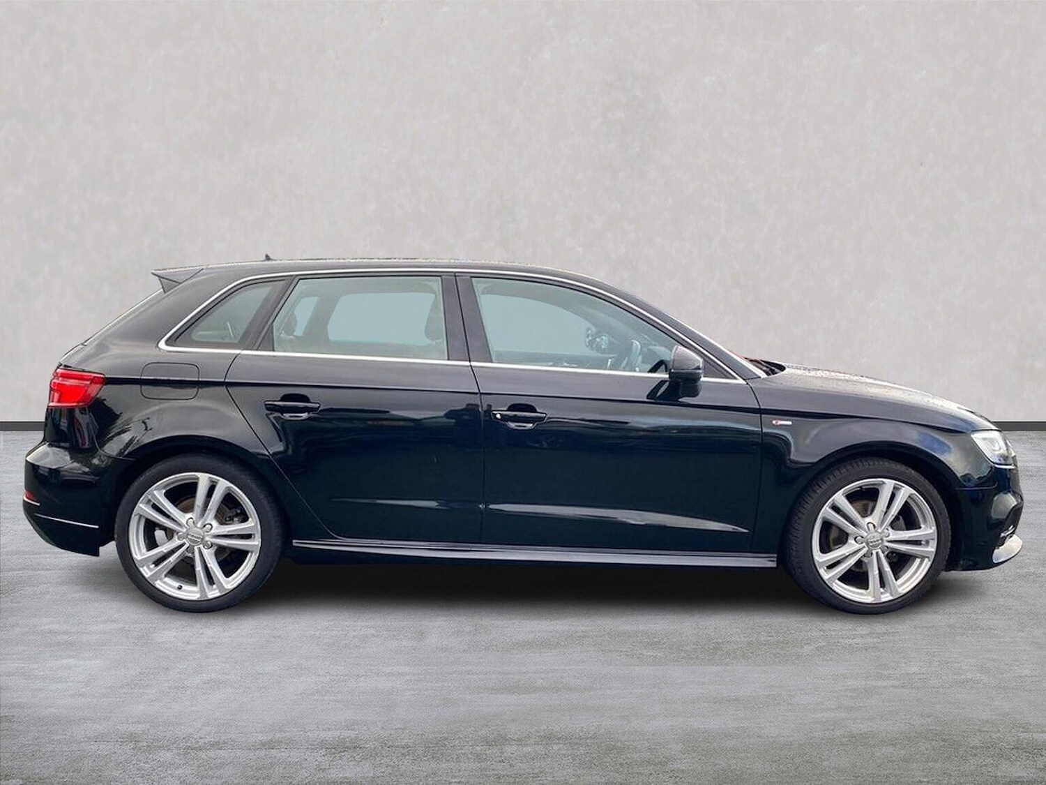 Used Audi A3 2016 for sale - 76347014: Photo 3