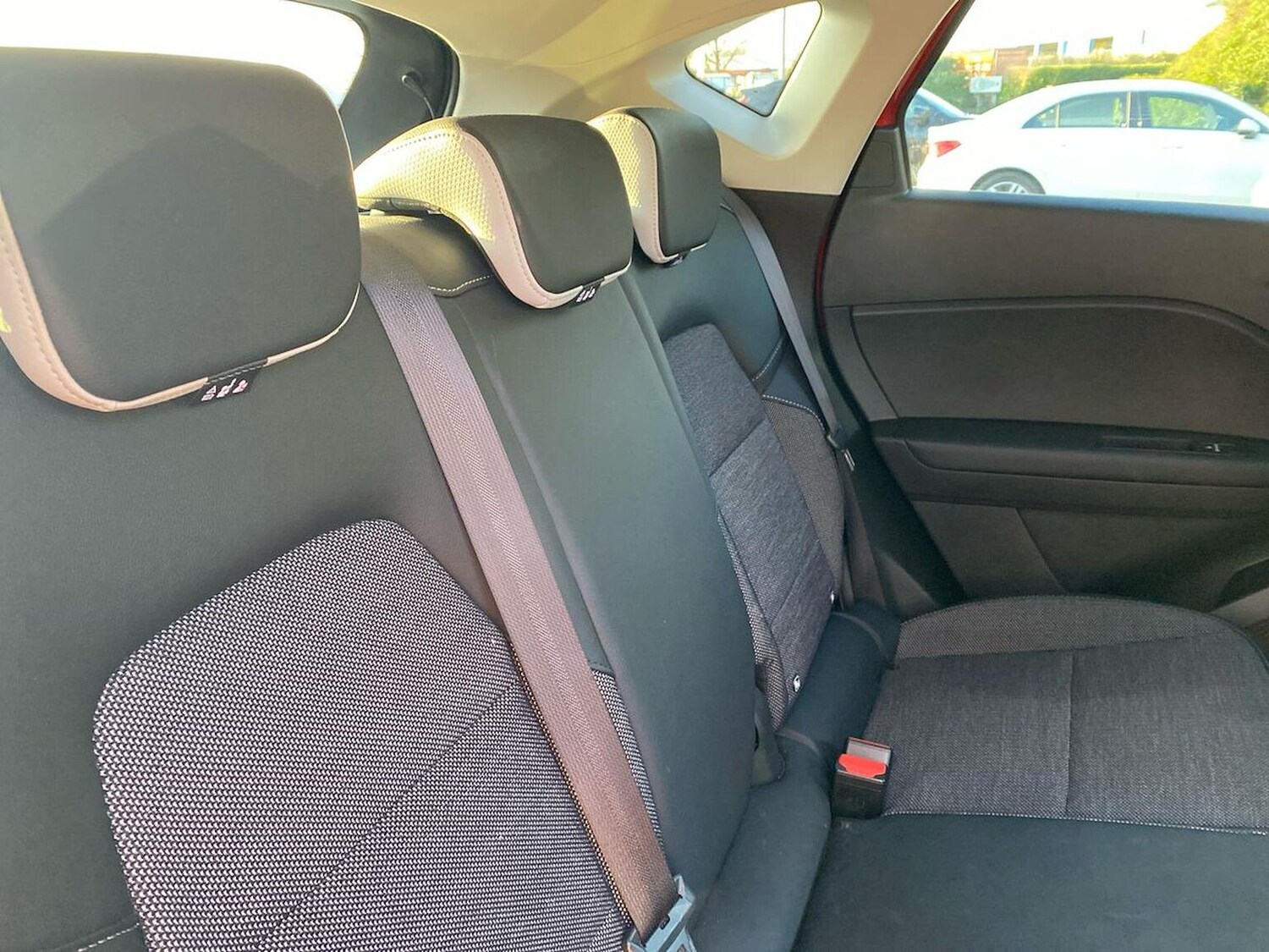 Used Renault Captur 2023 for sale - 78192595: Photo 18