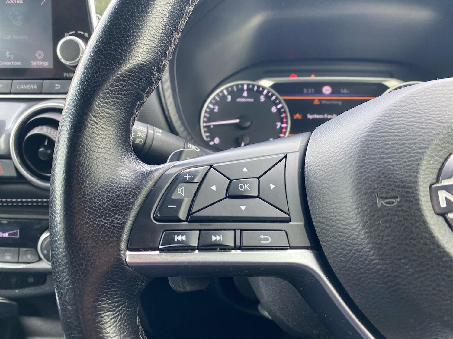 Used Nissan Juke 2023 for sale - 76127128: Photo 27