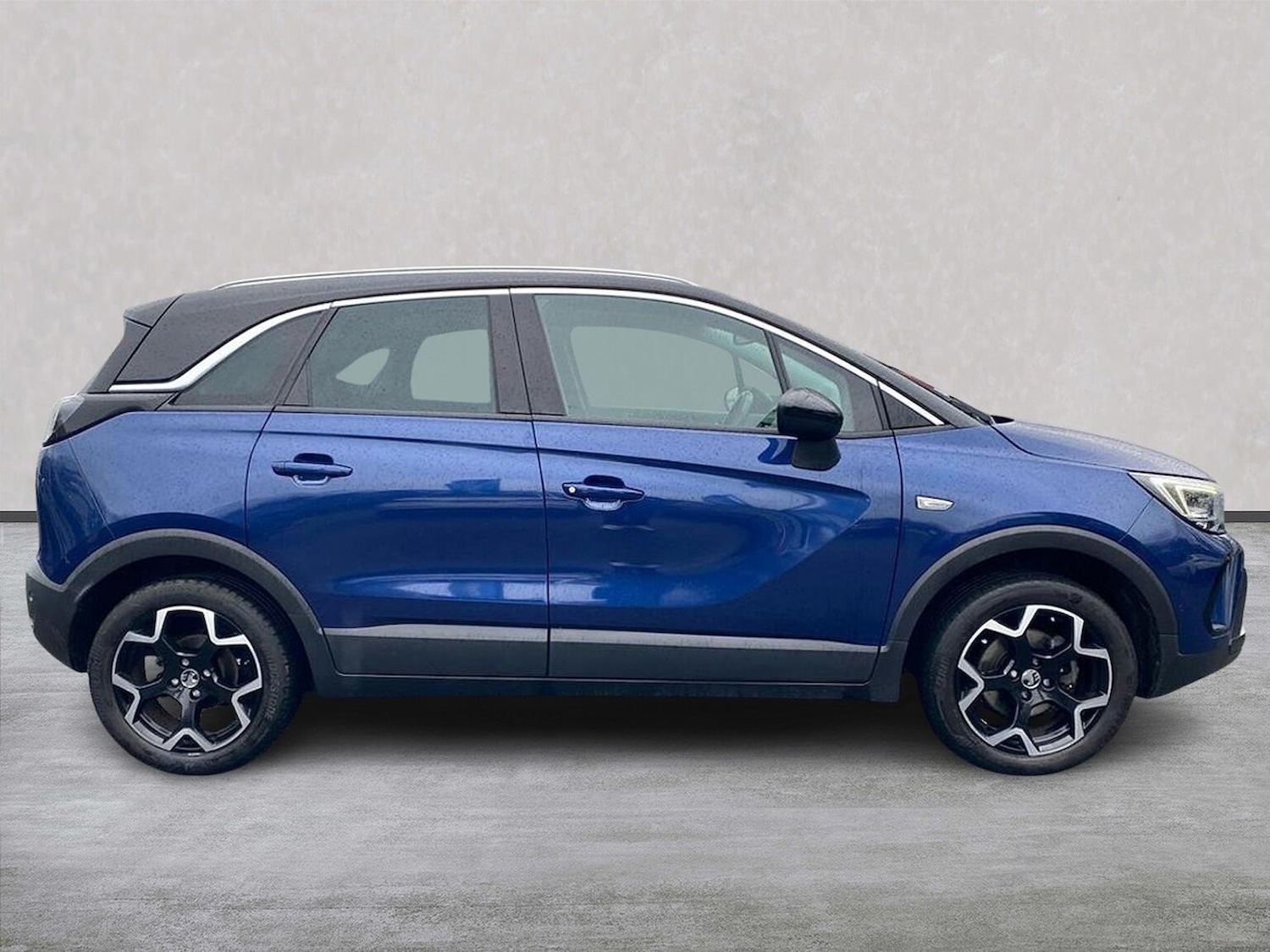 Used Vauxhall Crossland 2023 for sale - 77845370: Photo 3