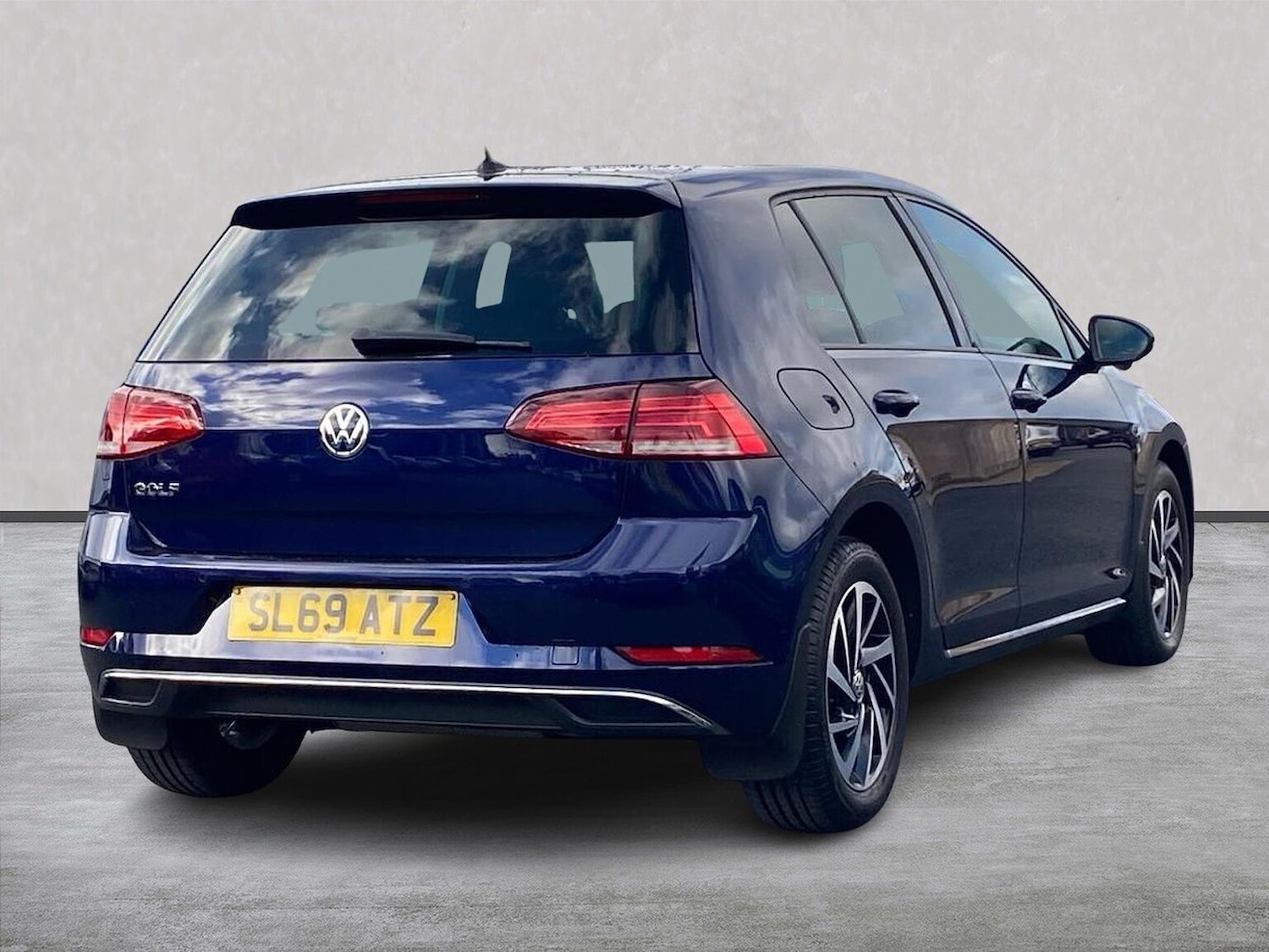 Used Volkswagen Golf 2019 for sale - 76374333: Photo 18