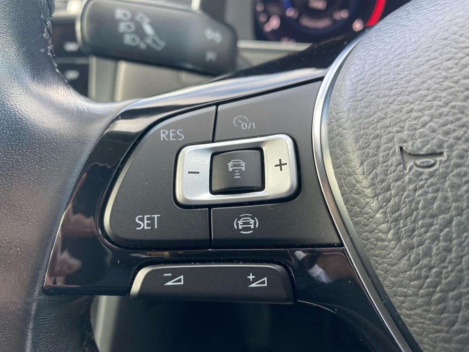 Used Volkswagen Golf 2019 for sale - 76374333: Photo 24