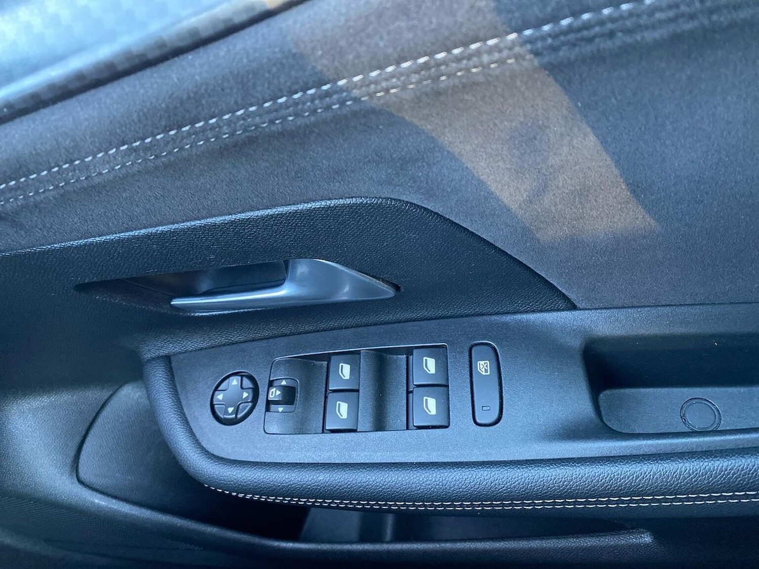 Used Vauxhall Mokka 2022 for sale - 76736659: Photo 21