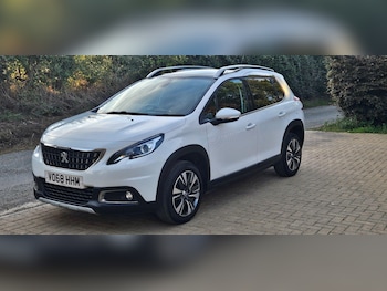 Used Peugeot 2008 2018 for sale - 76065752: Photo