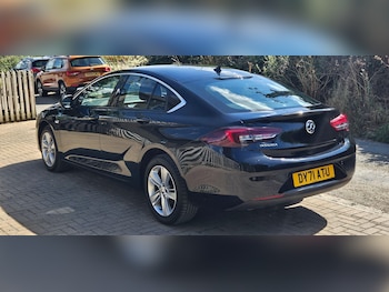 Used Vauxhall Insignia 2021 for sale - 75404523: Photo