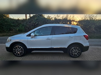 Used Suzuki SX4 S-Cross 2015 for sale - 76033592: Photo