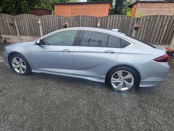 Used Vauxhall Insignia 2018 for sale - 79712319: Photo