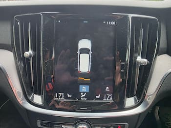 Used Volvo V60 2019 for sale - 79807268: Photo