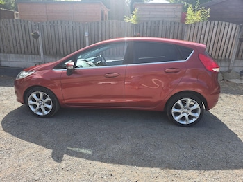Used Ford Fiesta 2009 for sale - 79533235: Photo
